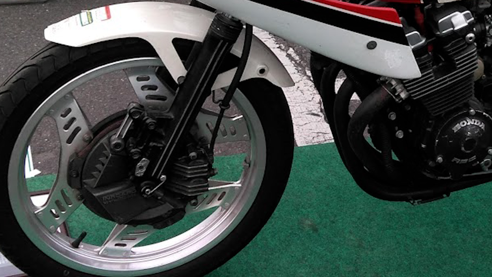 CBX400F サイドカバー 1型 当時物 オリジナル 塗り替えなし 右 【公式 